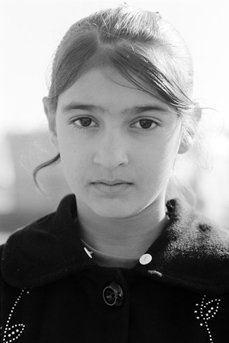 ahlam-portrait-iraq-children