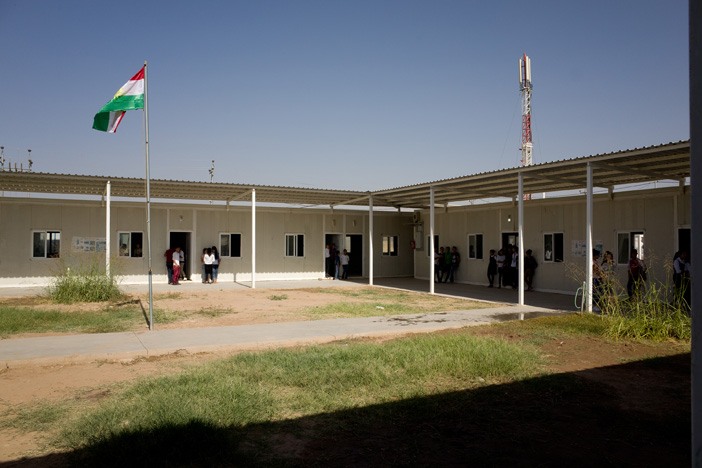schoolyard-refugee-camp-iraq-kurdistan