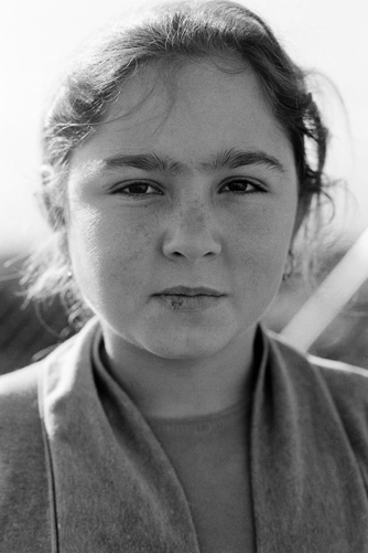 yenar-portrait-iraq-children